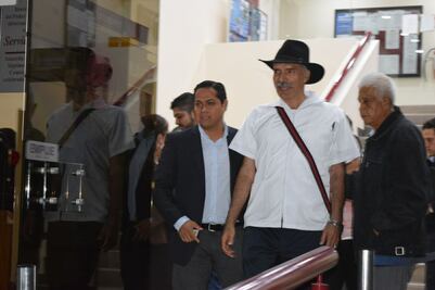 Absuelven a Mireles de acusaciones de la PGR