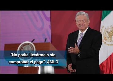 AMLO recuerda confusión por no pagar un libro en Gandhi
