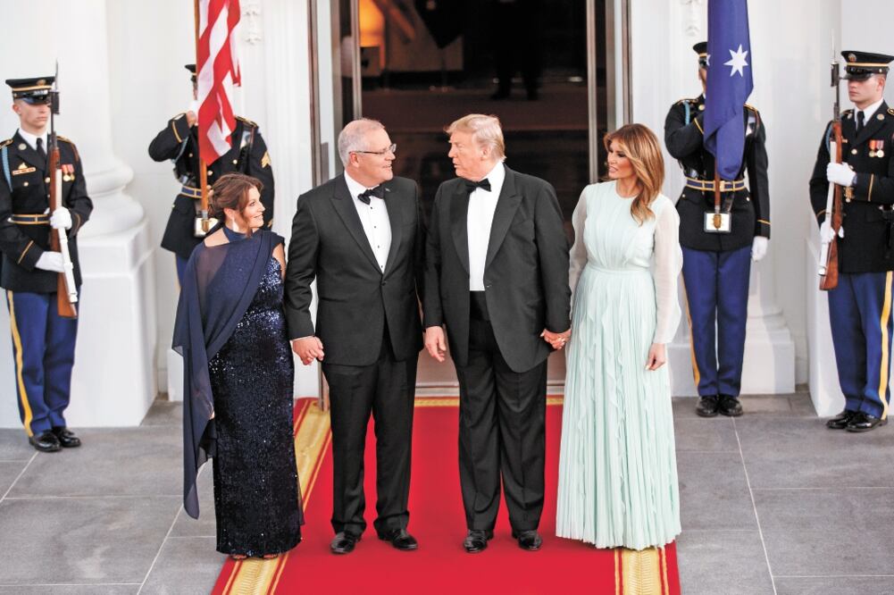 El premier de Australia, Scott Morrison y su esposa Jenny, con el mandatario de EU, Donald Trump, y la primera dama Melania, en Washington. Foto: TING SHEN. XINHUA
