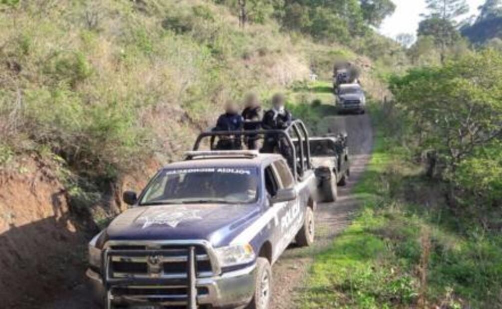 Militares y policías se enfrentan a grupo armado en Michoacán