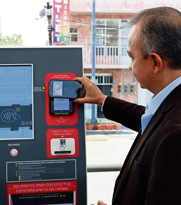 Las 51 estaciones de la Línea 5 del Metrobús aceptan los nuevos pagos electrónicos, Foto: Especial