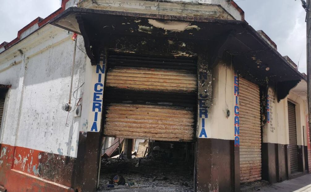 Los autónomos de Tila, se han organizado y movilizado para ingresar a casas de los habitantes conocidos como legales, para “desaparecerlos o asesinarlos”.
Foto: Fredy Martín Pérez