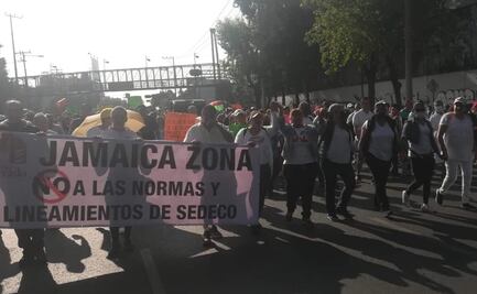 Cientos de comerciantes de mercados públicos de CDMX marchan a oficinas de Sedeco