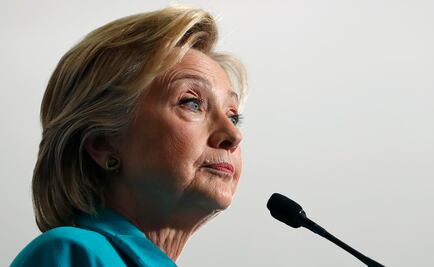 Hillary Clinton busca acercarse a republicanos inconformes 