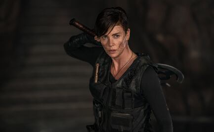 Charlize Theron no ha recibido ninguna llamada de Marvel