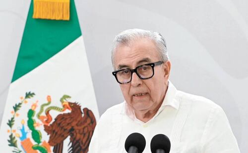 Morenista presenta acuerdo contra injerencia de EU en casos como el de Rubén Rocha; respalda cooperación internacional