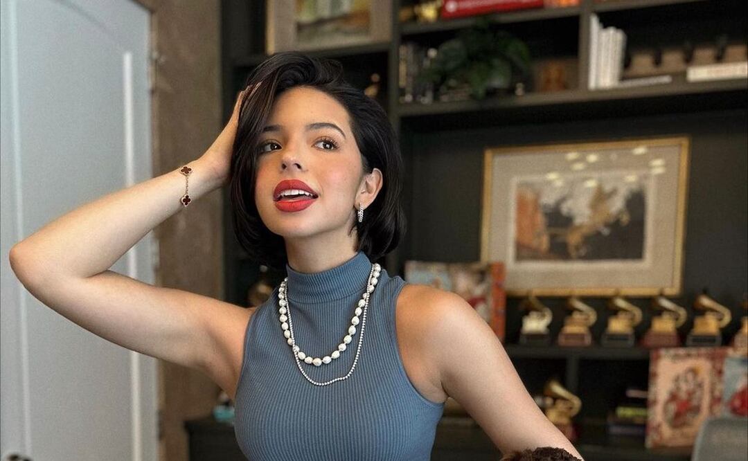 Ángela Aguilar impone tendencia con su chamarra de textura de borrego / Foto: Instagram @angela_aguilar_