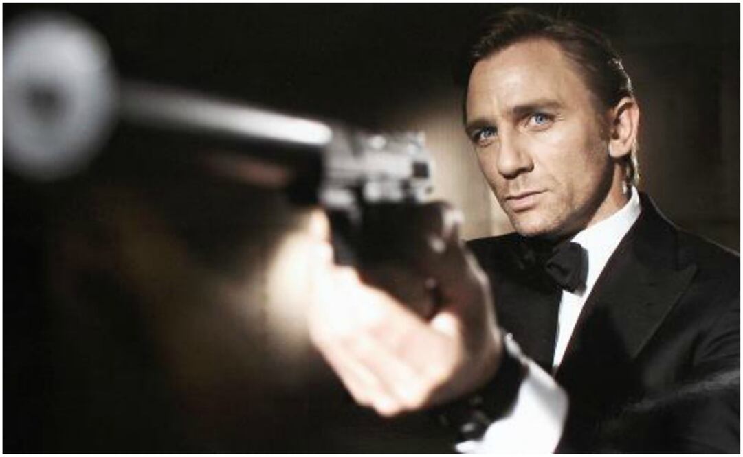 James Bond, creado por el escritor británico Ian Fleming, irrumpió en la pantalla grande en 1962