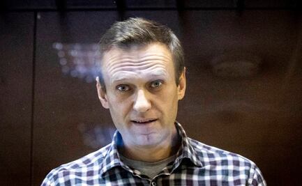 En prisión, detectan hernia doble y problemas en la columna a Alexéi Navalni