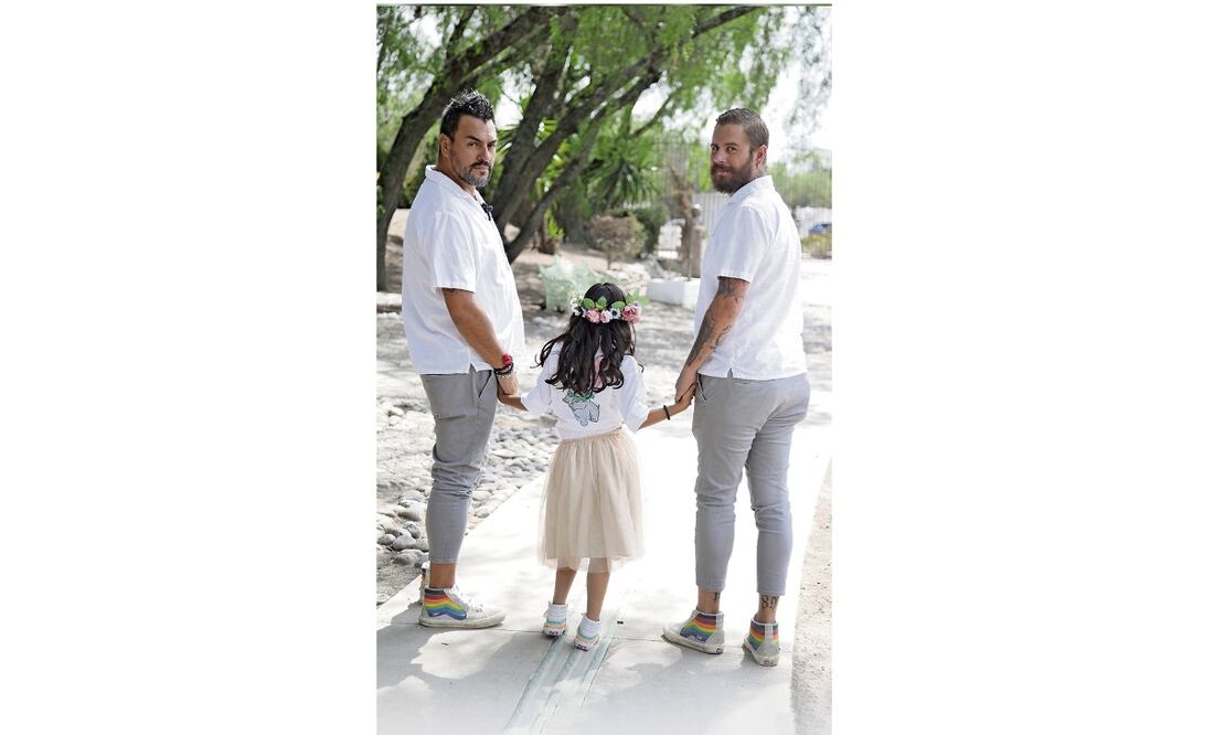 Entrevista con Luis Méndez, Cesar González y su hija Melissa González para especial de día del padre. Foto: Carlos Mejía /EL UNIVERSAL