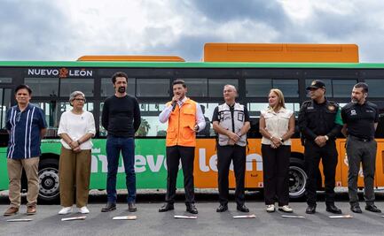 Entregan 25 nuevas unidades de la Ruta 160 en Guadalupe, NL; "renovación es notoria en las calles": Samuel García