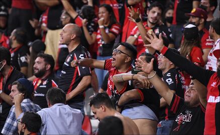 Acusan que la barra del Atlas propinó golpiza a menor de edad tras el Clásico Tapatío