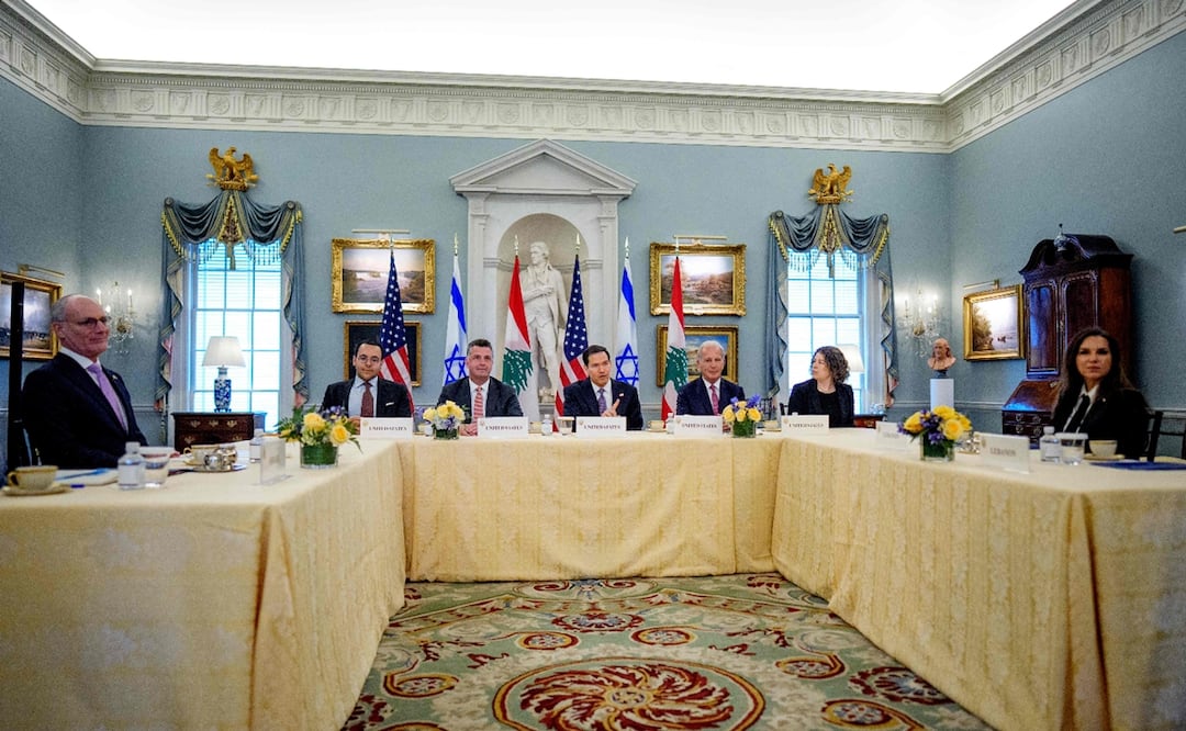 Este martes se llevó a cabo la primera ronda de negociaciones entre Israel y Líbano en Washington, Estados Unidos. Foto: AFP