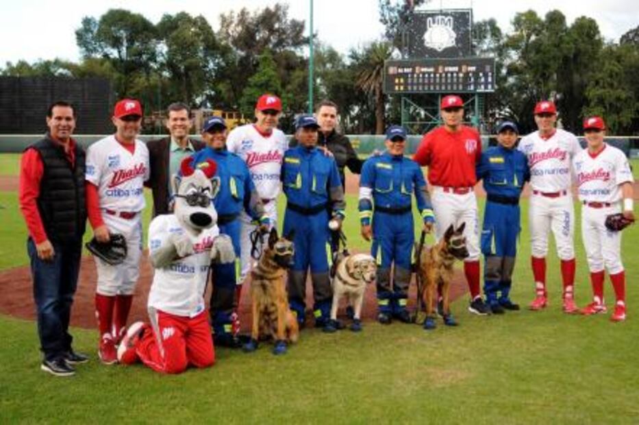 Celebran emotiva inauguración de la Liga Invernal Mexicana