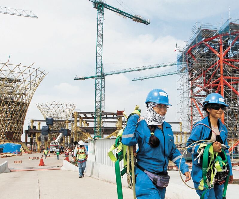 Cancelar las obras para la construcción del Nuevo Aeropuerto Internacional de México se decidió por una consulta en 2018. Foto: ARCHIVO EL UNIVERSAL