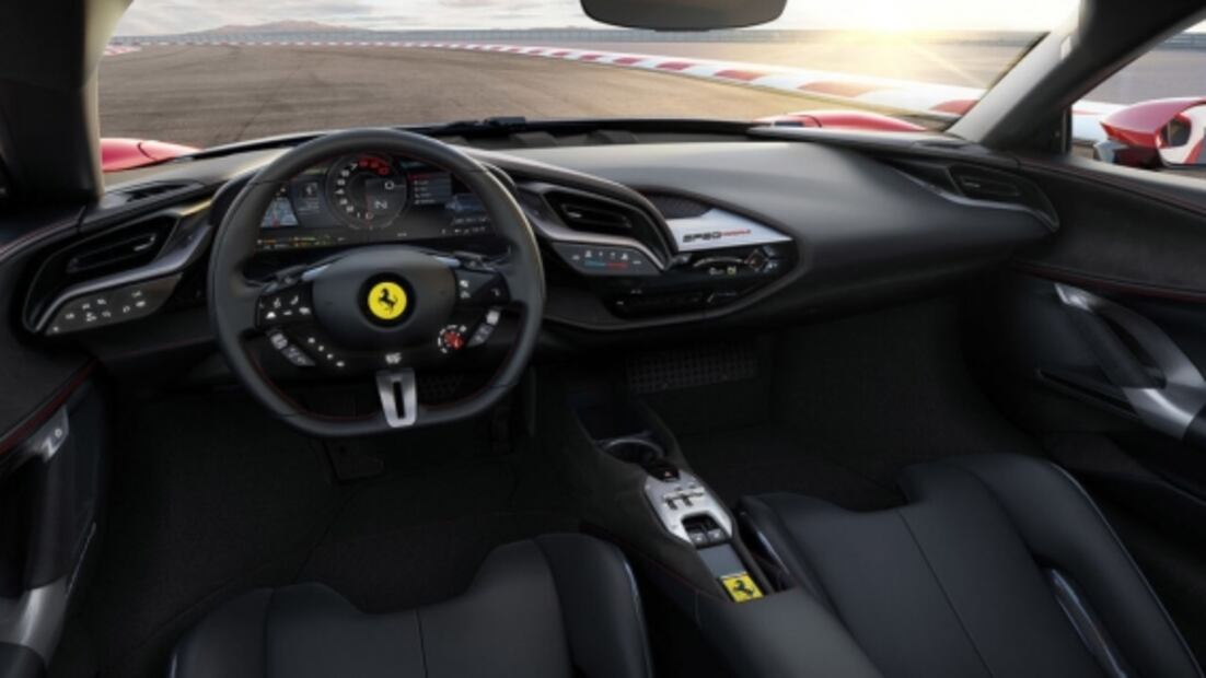 Así es el interior del nuevo Ferrari híbrido