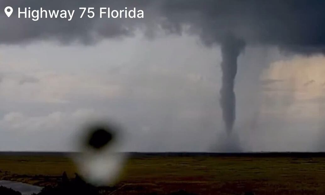 Tornado en Florida. Foto: captura de pantalla