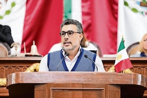 Sesma plantea prohibir empleos por honorarios en Congreso capitalino