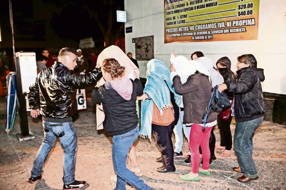 La CNDH asegura que la trata de personas es el tercer negocio ilícito más lucrativo, superado sólo por el tráfico de drogas y de armas (ARCHIVO EL UNIVERSAL)