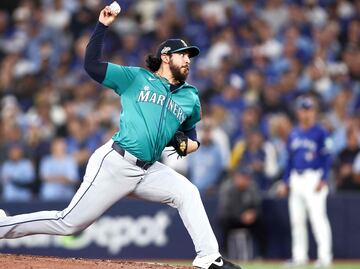 MLB: Andrés Muñoz se convierte en el segundo lanzador mexicano con dos salvamentos en una misma Postemporada