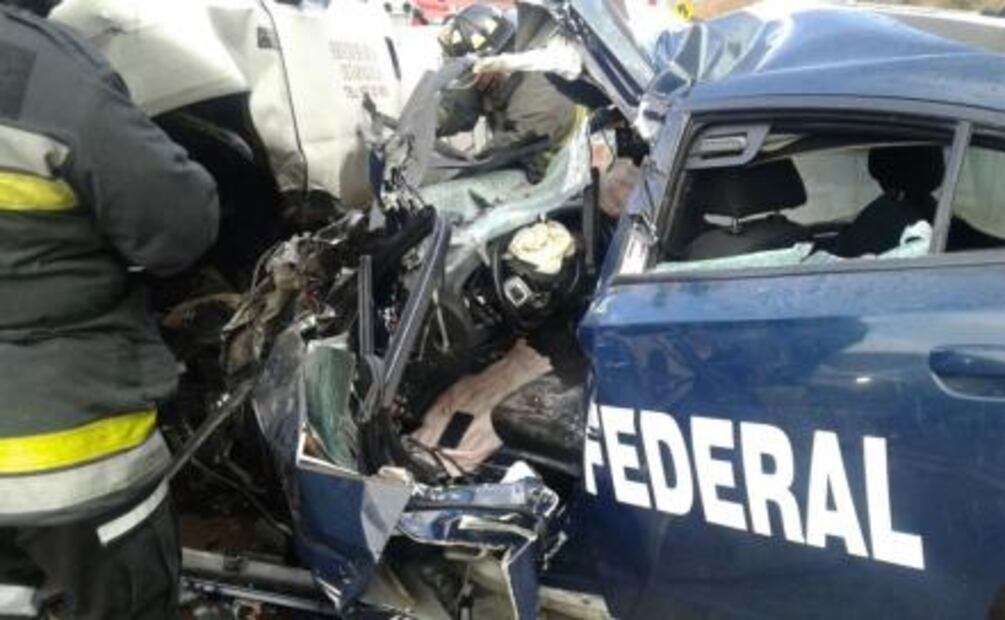 Reportan un muerto y 40 heridos por volcadura en la México-Puebla