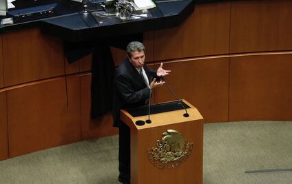 ¿Monreal negoció su voto en contra del Plan B?