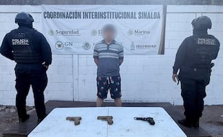 Persecución armada cerca del aeropuerto de Culiacán deja un detenido y un presunto delincuente abatido; lesionan a una persona privada de la libertad