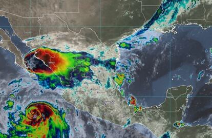 Así se preparan en BCS y Sinaloa por paso del huracán Kay