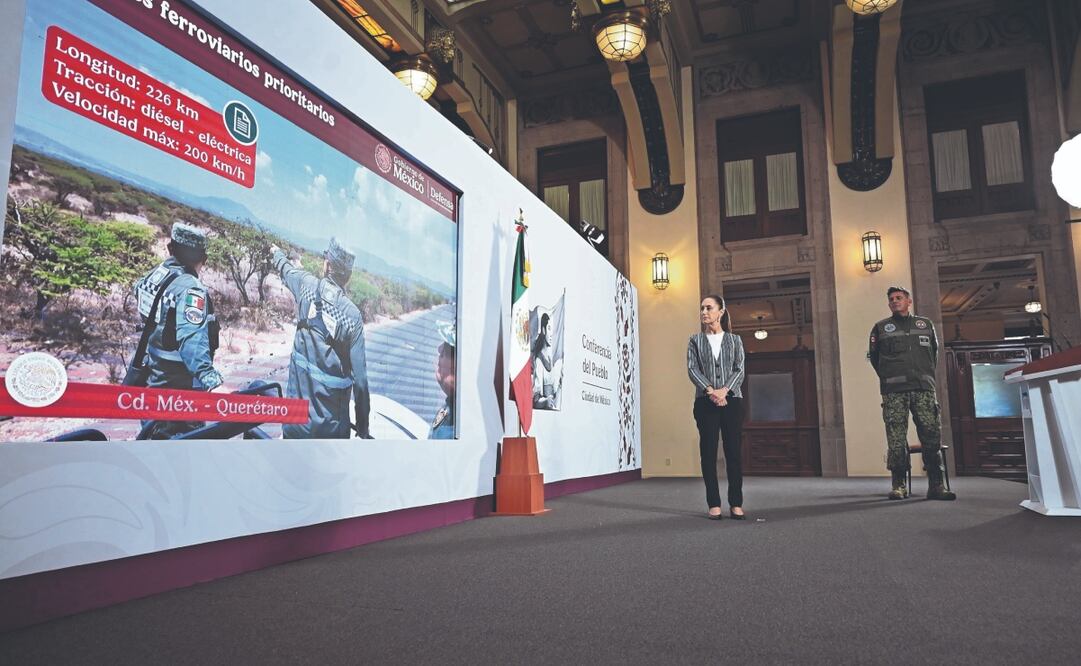 La presidenta Claudia Sheinbaum y el gobierno federal tuvieron que improvisar la mañanera virtual al quedarse sin quórum en el Salón Tesorería. Foto: de Presidencia