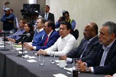 Sin acuerdo diputados y campesinos; seguirá bloqueo en San Lázaro