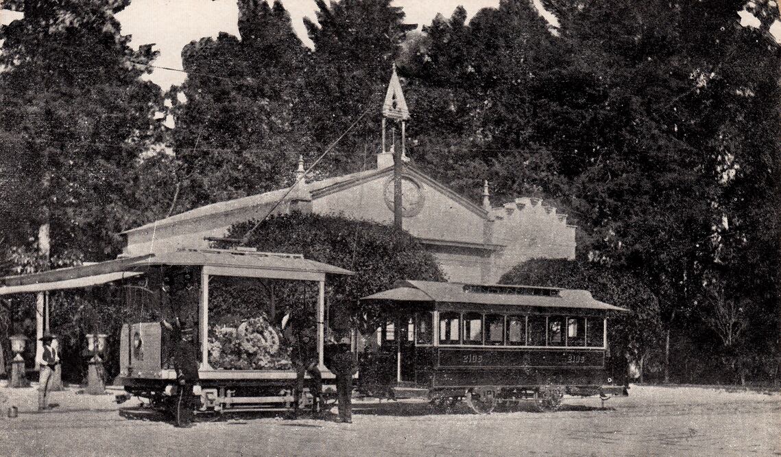 Cuando llevaban a los muertos en tranvías