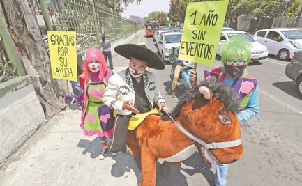 Payasos cambian fiestas por shows en los cruceros