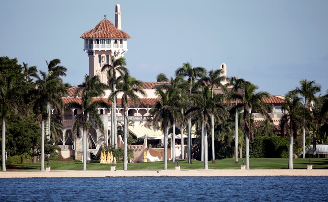El club “Mar-a-Lago” propiedad de Donald Trump, suele contratar migrantes para trabajos estacionales que "los estadounidenses no harían". Foto: AP 