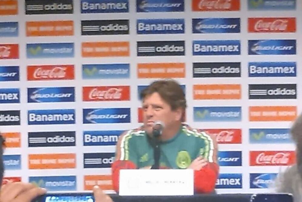 Herrera en conferencia de prensa. Édgar Luna