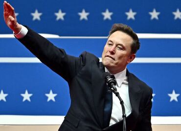 VIDEO: Polémico saludo de Musk es proyectado en gigafactoría de Tesla en Alemania; policía investiga los hechos