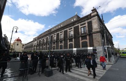 Colocan vallas en primer cuadro de Toluca previo a marcha a favor del aborto legal y seguro 