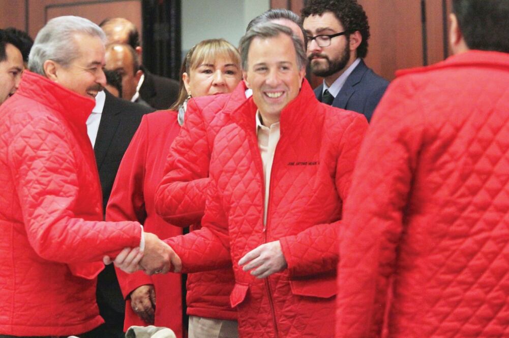 José Antonio Meade, secretario de Desarrollo, ayer en la reunión del tricolor (LUCÍA GODÍNEZ. EL UNIVERSAL)