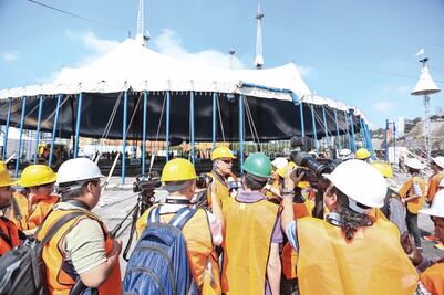 Llega el cortejo de un payaso