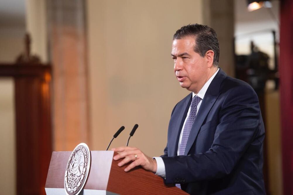 El subsecretario de Seguridad, Ricardo Mejía, explicó que las detenciones de los presuntos autores intelectuales y materiales de Margarito Martínez derivaron de diferentes cateos que se realizaron en Tijuana. Foto: Presidencia