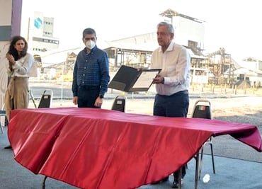 AMLO se compromete a rescatar los 63 cuerpos de los mineros fallecidos en Pasta de Conchos