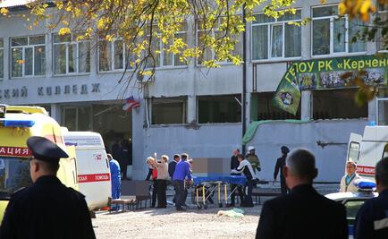 Mueren 18 personas en explosión en universidad de Crimea
