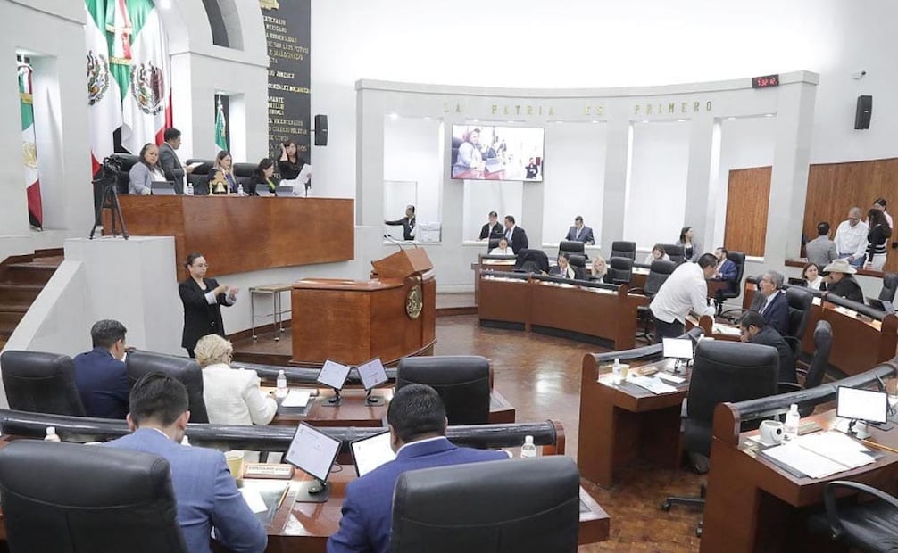 Este jueves en sesión ordinaria del Congreso del Estado, se aprobó por mayoría la minuta enviada por el Congreso de la Unión del denominado “Plan B” de reforma electoral a iniciativa de la Presidenta de la República Claudia Sheinbaum Pardo.
Foto: Especial.