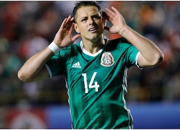 Todavía falta para que el Chicharito juegue con las Chivas