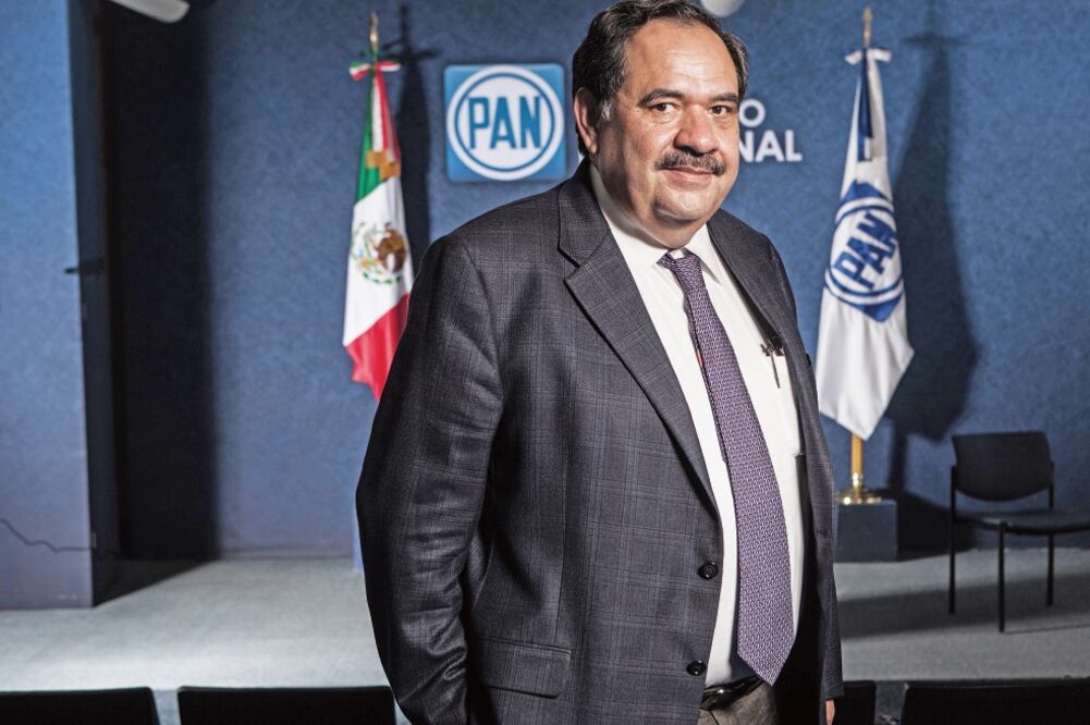 Héctor Larios, presidente de la Comisión Organizadora de la elección para renovar la dirigencia del PAN, negó que promuevan la encuesta
