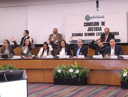 Leyes secundarias de reforma judicial avanzan en comisiones; oposición alerta por injerencia y falta de independencia