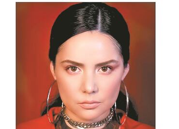 Hispana pide respeto a la mujer en la música actual