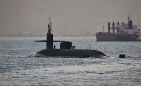 Guardia Revolucionaria de Irán afirma que confiscó un submarino de EU en Ormuz; Washington impone sanciones al sector aéreo iraní