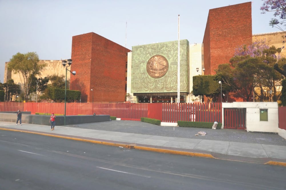 En San Lázaro se establece que tendrán derecho a vales los legisladores, grupos parlamentarios, entre otros. Foto: ARCHIVO EL UNIVERSAL