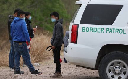 Cruces fronterizos a EU llegan a su nivel más alto en 15 años, según medios