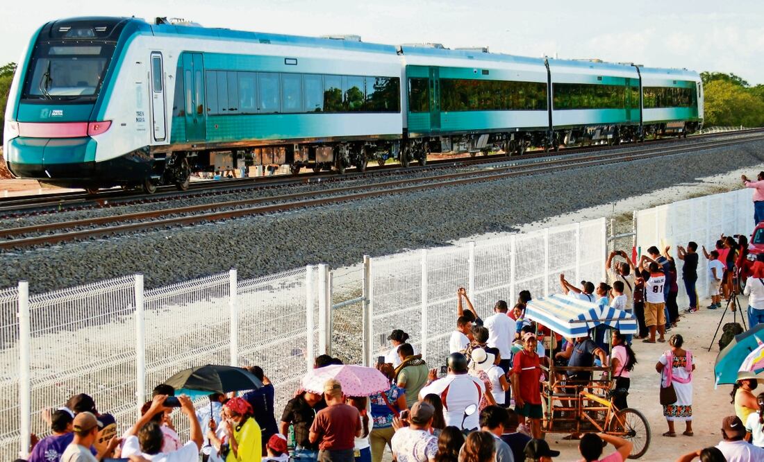 El viaje con el que iniciará operaciones el Tren Maya, obra emblemática del gobierno del presidente Andrés Manuel López Obrador, está previsto para el 16 de diciembre a las 07:00 horas y los boletos ya se agotaron.